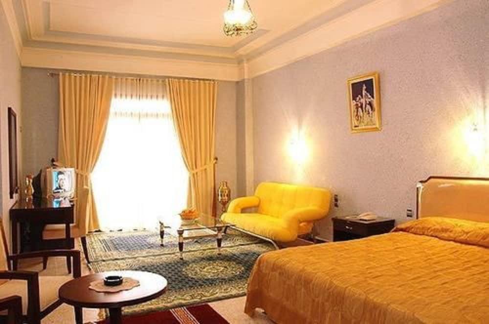 Hotel Le Majestic Annaba Dış mekan fotoğraf