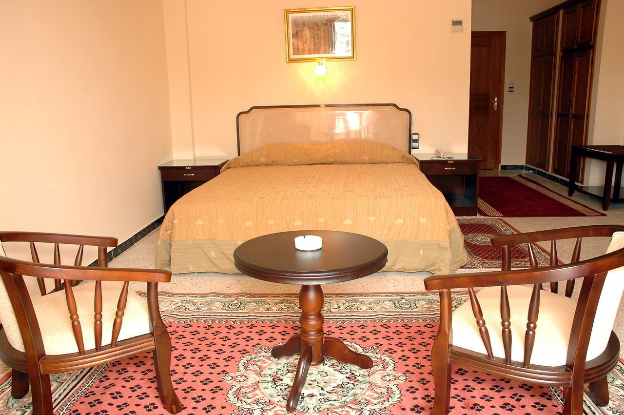 Hotel Le Majestic Annaba Dış mekan fotoğraf