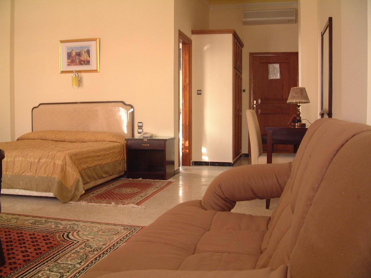 Hotel Le Majestic Annaba Dış mekan fotoğraf