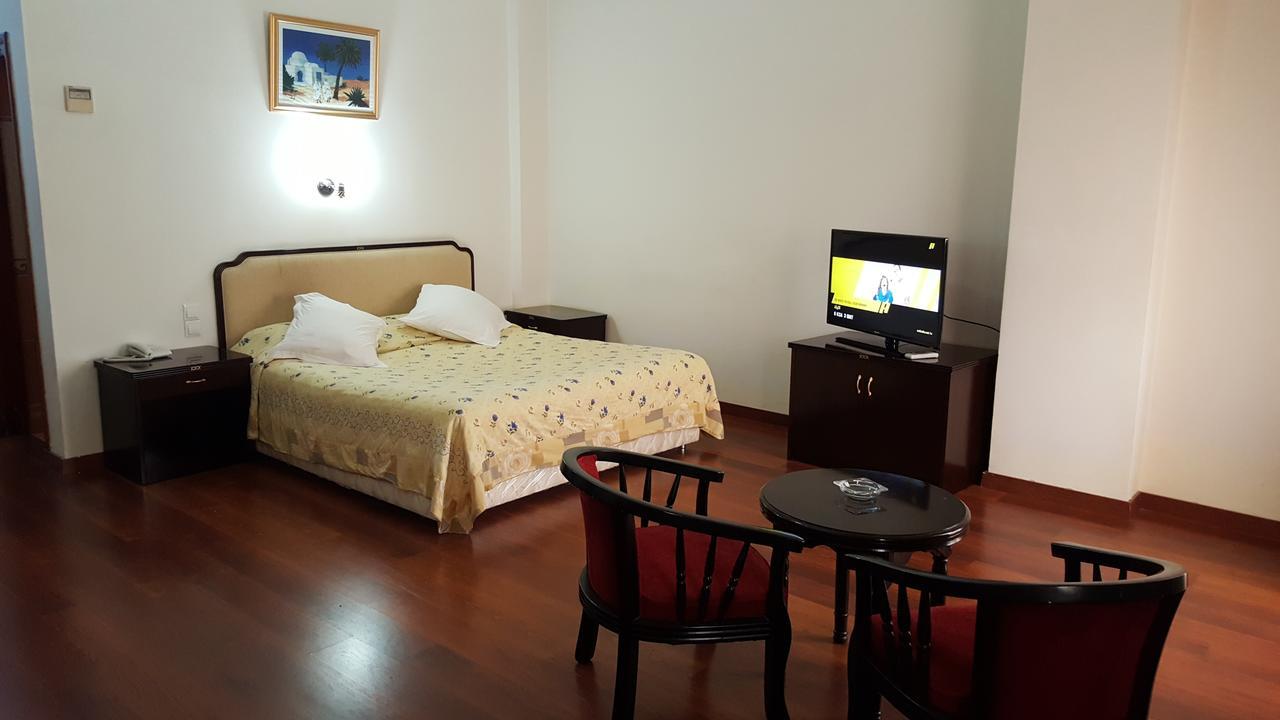 Hotel Le Majestic Annaba Dış mekan fotoğraf
